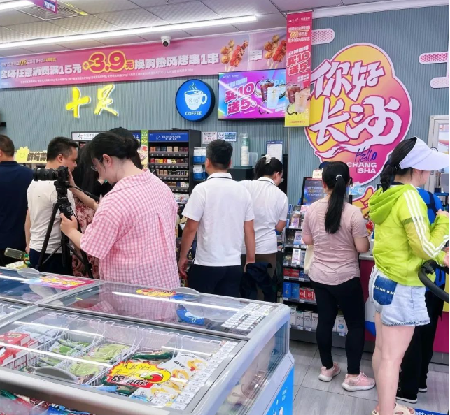 十足便利店进驻湖南，128家店面同开，市场份额持续扩大！(图1)